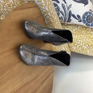 ARA Luftpolster metallic snake print boot